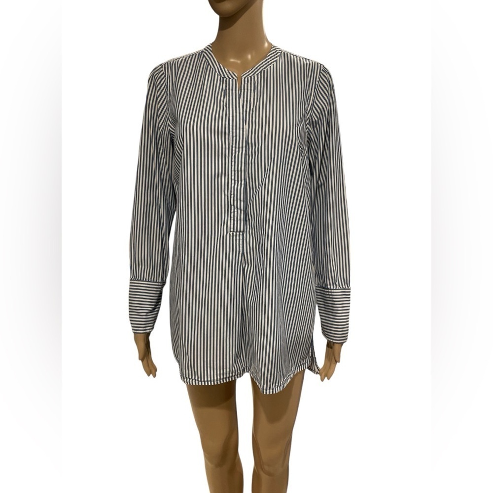Old Navy Blue & White Shirt, Size M